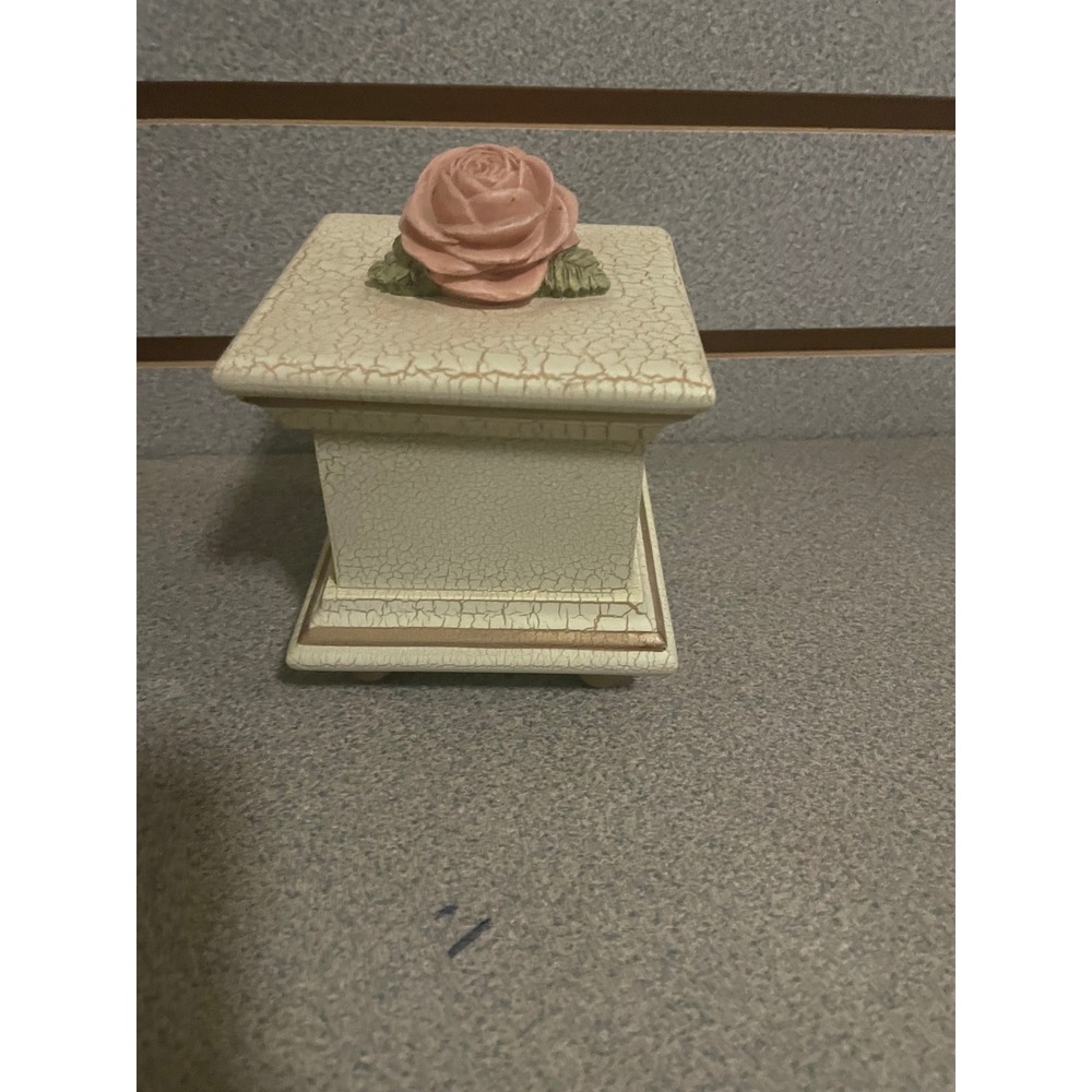 FIGI Bella Rosa Box Trinket Jewelry Keepsake Decor Rose Flower‎ Cottagecore